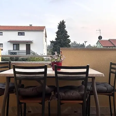 Marija 823 Novigrad Istria