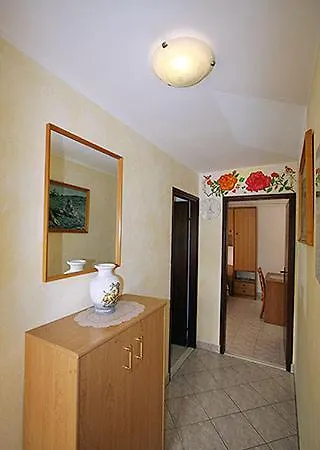 Marija 823 Novigrad Istria