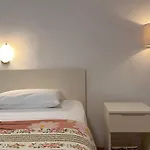 Marija 823 *