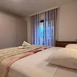 Marija 823 *