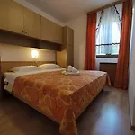 Marija 823 * Novigrad Istria