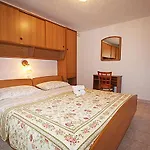 Marija 823 * Novigrad Istria