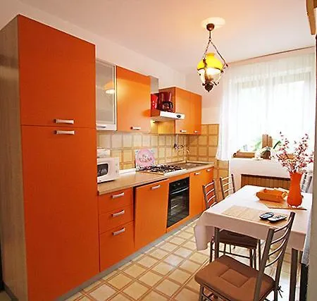 Apartment Marija 823 *