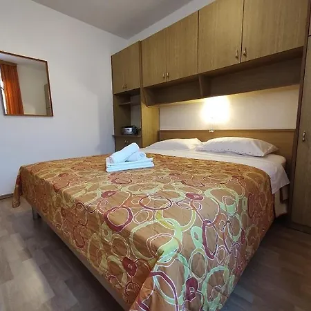 Apartman Marija 823 *