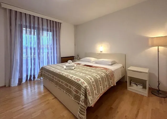 아파트 Marija 823 *